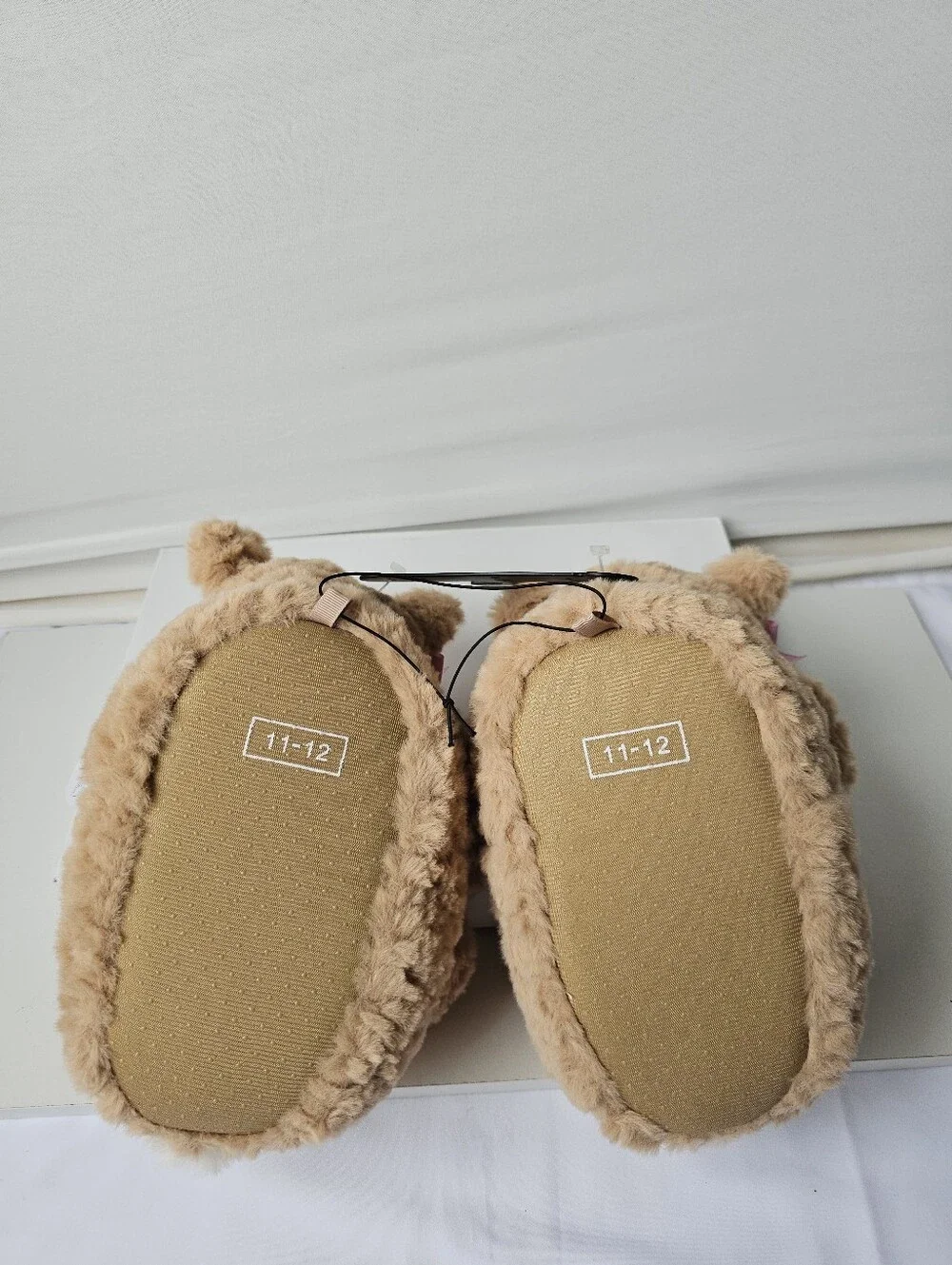Girls' Teddy Bear Slippers with Pink Bow – New with Tags (NWT)
